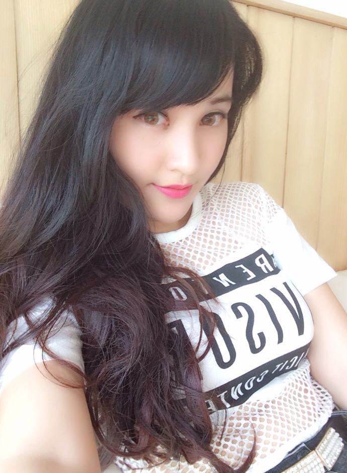公公和两个儿媳